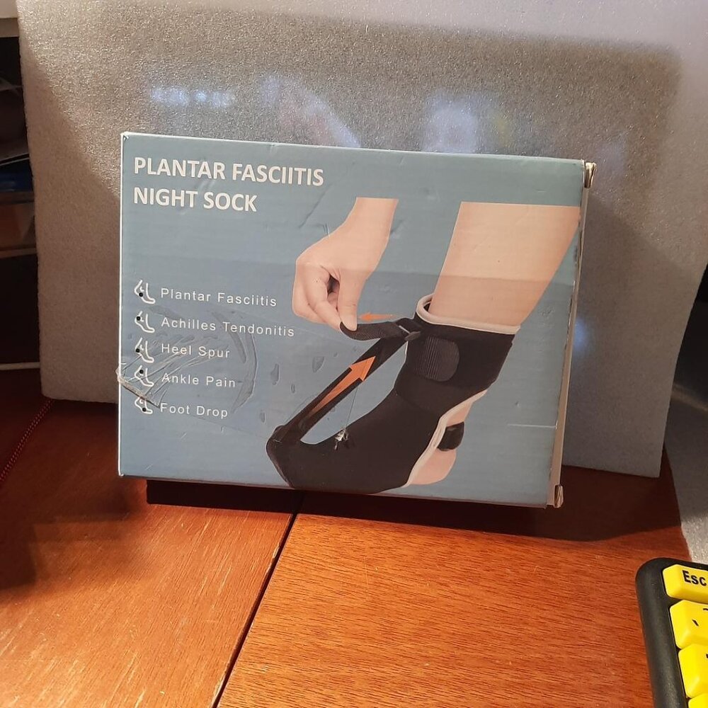 NEW BOX ! Plantar Fasciitis Night Splint Sock Foot Pain Relief& Message Ball SzM